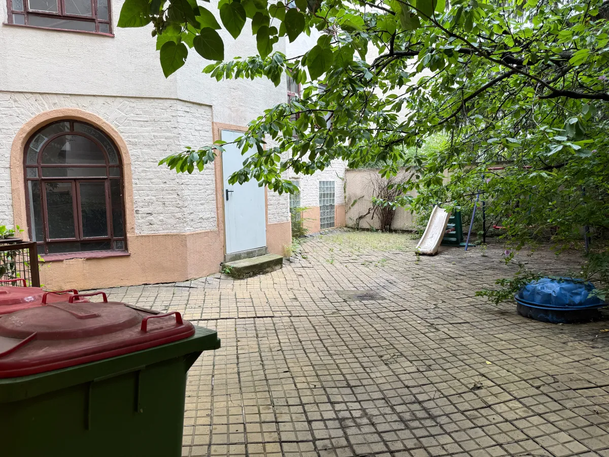 Sanierungsbedürftiges Altbau-Zinshaus mit hohem Leerstand in 1150 Wien - Ansicht 3