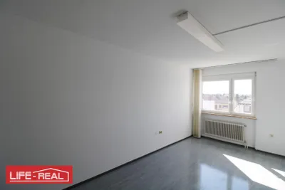2-Zimmer-Gewerbeimmobilie mieten in Linz Land – 87 m², € 730 – Bild 4 von 5