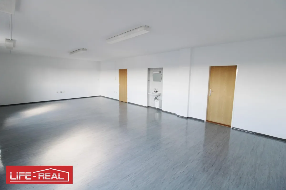helles, geräumiges Büro in Traun - Ansicht 2