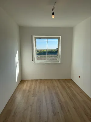 3-Zimmer-Wohnung mieten in Krems Land – 75 m², € 1.200 – Bild 1 von 5
