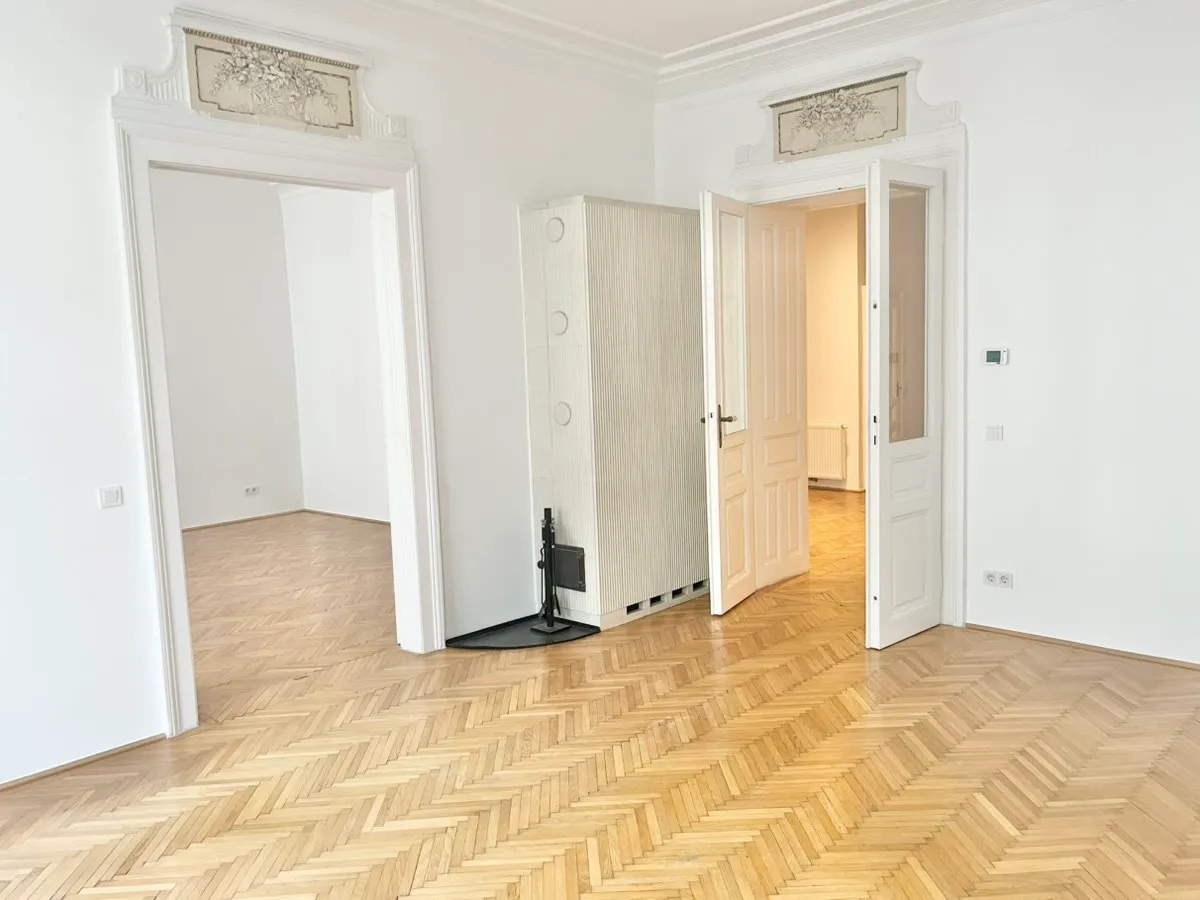 5-кімнатна старовинна квартира, 209 м², Маріагільф, Маріагільф