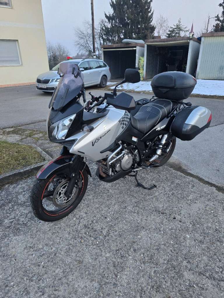 Suzuki V-Strom DL 1000 Tourer