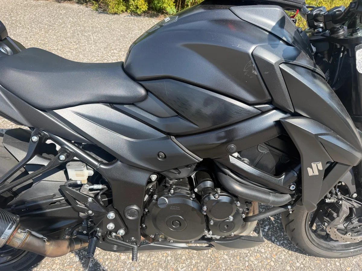 suzuki-gsx-s-naked-bike-willhaben