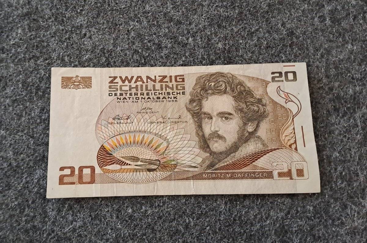 Österreichische Zweite Republik Banknote, 20 Schilling Geldschein von 01 Oktober 1986, mit dem Miniaturmaler und Bildhauer Moritz M. Daffinger auf die Vorderseite & auf die Rückseite das Albertina Museum in Wien, in gutem Zustand