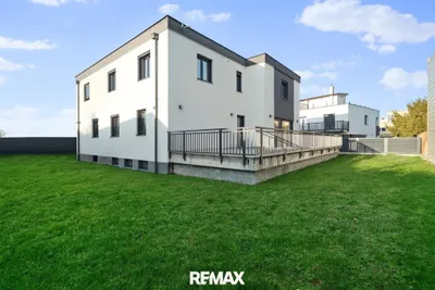 8-Zimmer-Haus kaufen in Bruck an der Leitha – 320,2 m², € 1.200.000 – Bild 20 von 24