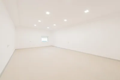 Gewerbeimmobilie mieten in Linz – 142 m², € 750 – Bild 1 von 16