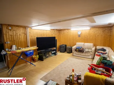 4-Zimmer-Haus mieten in Wien – 190 m², € 2.600 – Bild 8 von 13