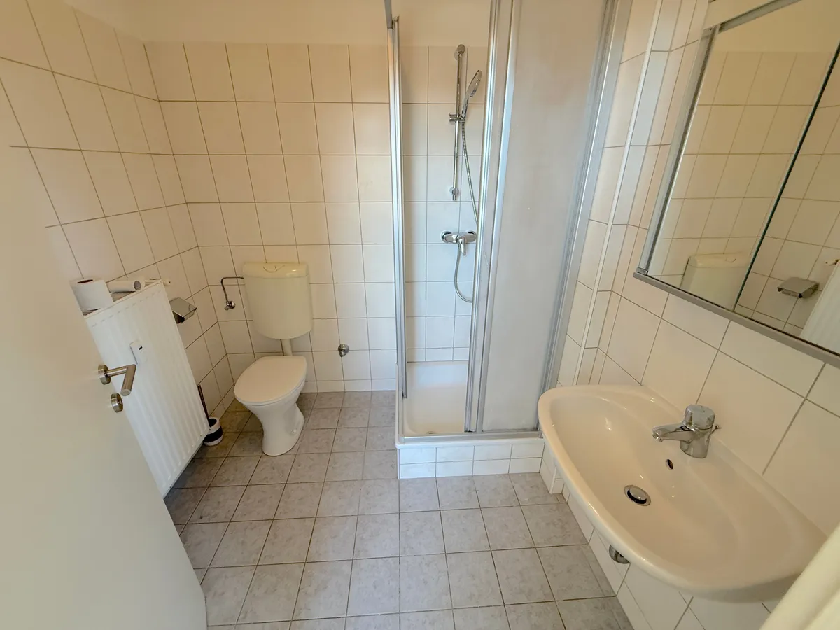 Wohnglück im Zentrum: Helle 2-Zimmer-Wohnung mit Charme - Ansicht 3
