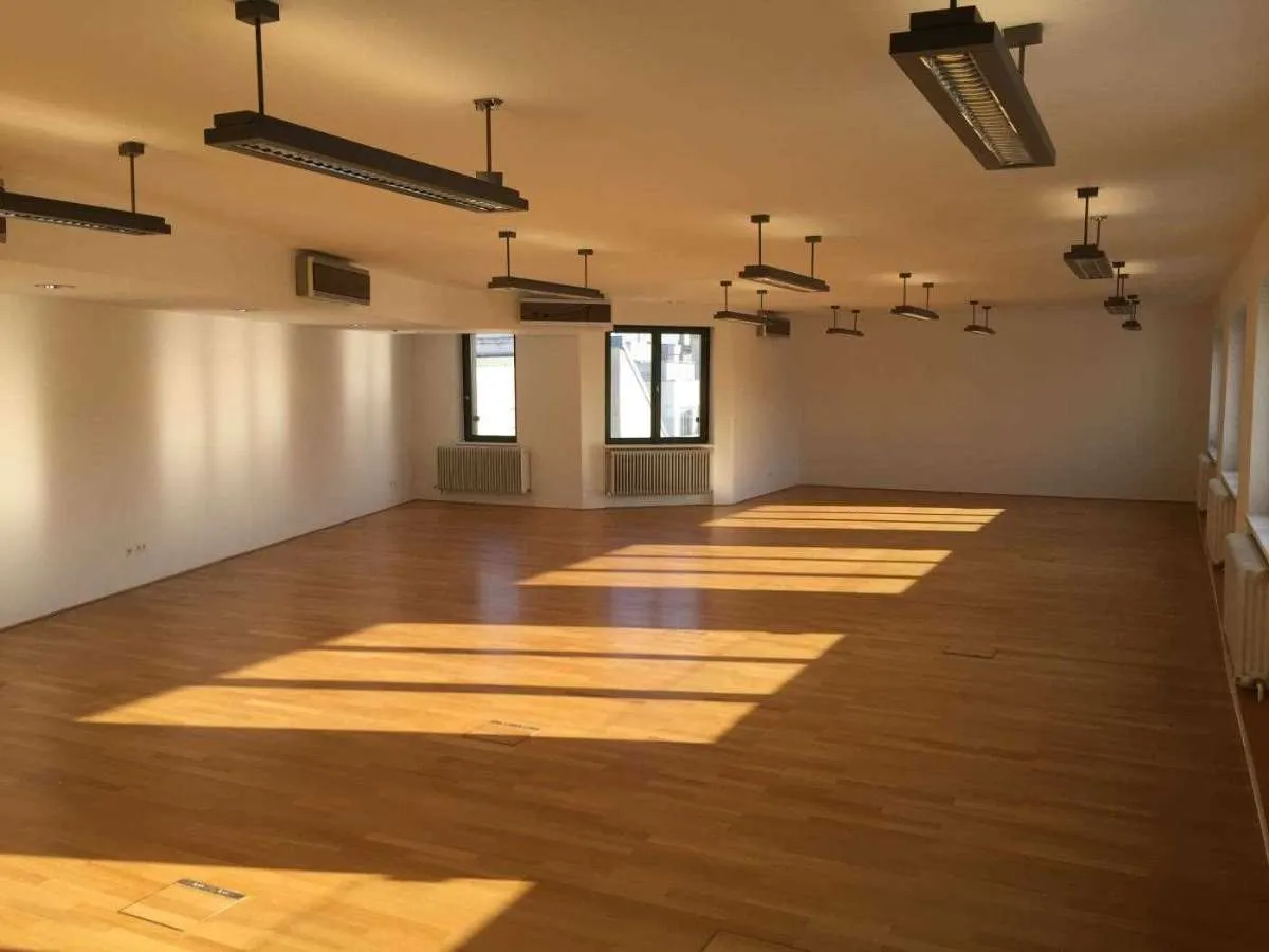 Attraktive Büroflächen im Fabiani Haus – pohled 2