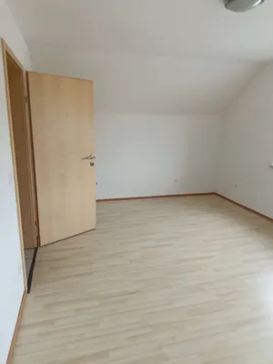 4-Zimmer-Haus mieten in Mistelbach – 130 m², € 1.690 – Bild 19 von 21