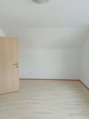 4-Zimmer-Haus mieten in Mistelbach – 130 m², € 1.690 – Bild 11 von 21