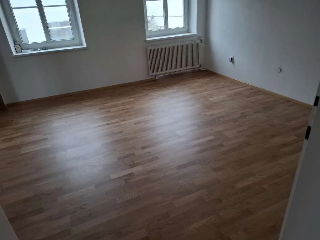 geräumige Obergeschosswohnung in Mank - Widok 2