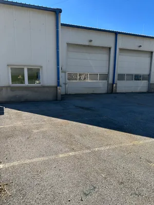 Immobilie mieten in Innsbruck-Land – 330 m², € 2.590 – Bild 1 von 9