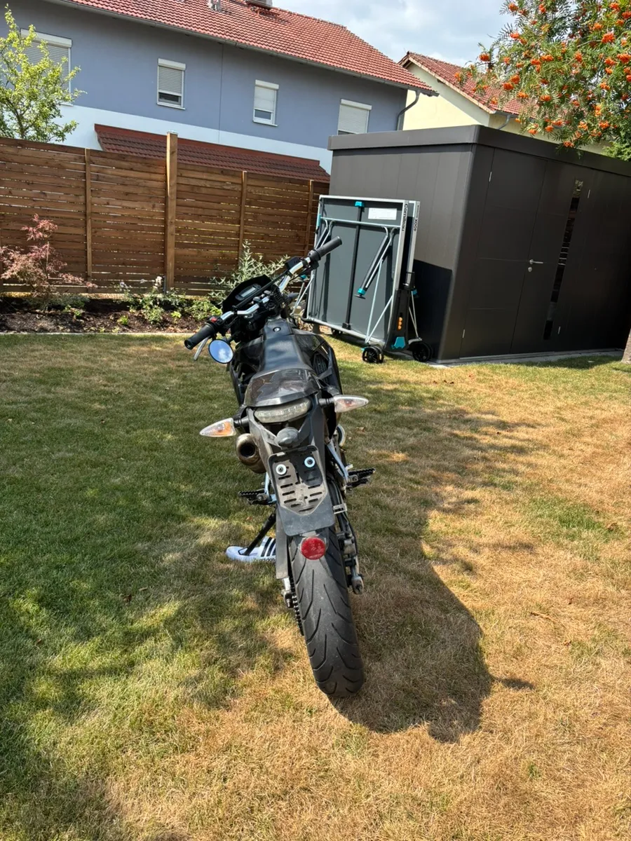 Aprilia SX