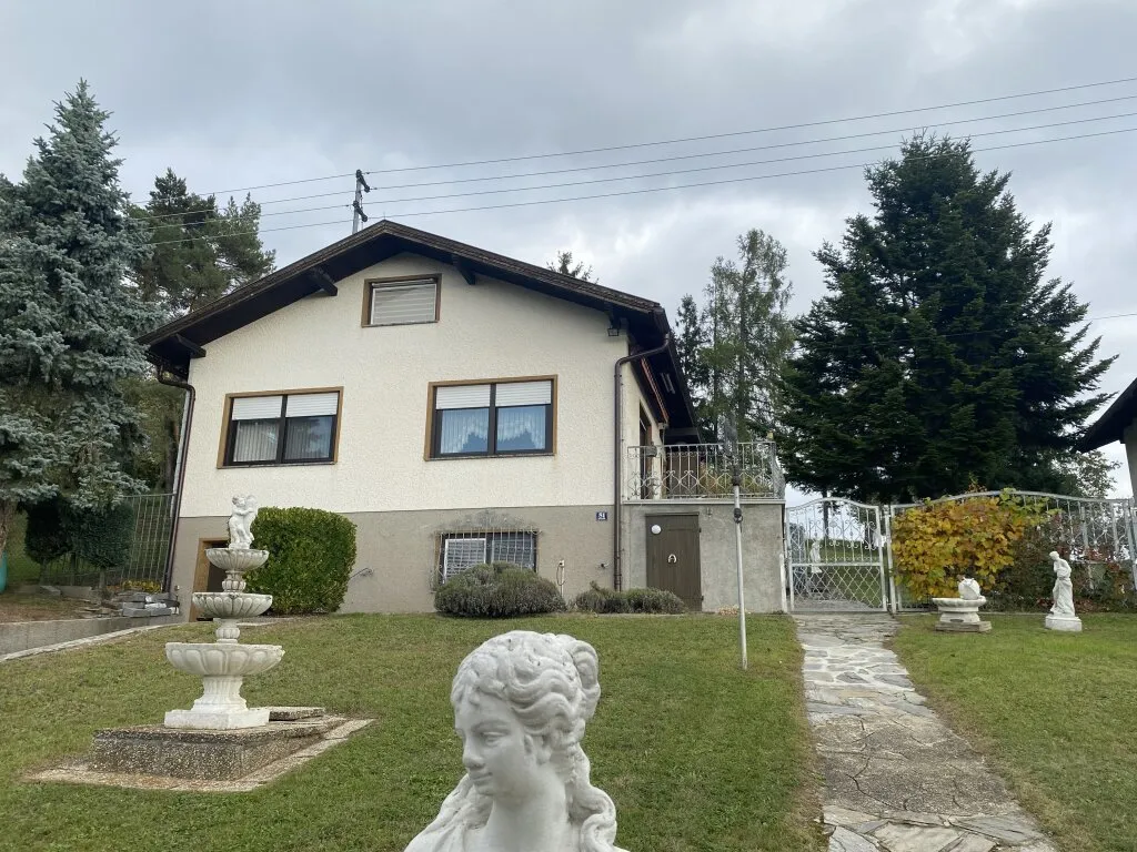 Gepflegtes Miethaus in ruhiger Aussichtslage - Ansicht 3