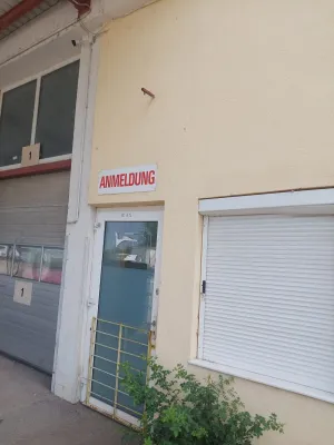 Gewerbeimmobilie mieten in Bruck an der Leitha – 421 m², € 1.552