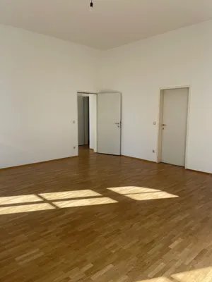 4-Zimmer-Wohnung mieten in Wien – 122 m², € 1.991