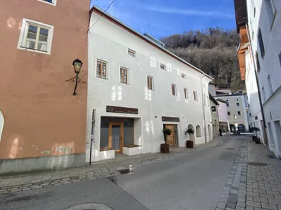 Gewerbeimmobilie mieten in Hallein – 57 m², € 698 – Bild 1 von 6