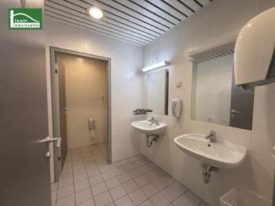 8-Zimmer-Gewerbeimmobilie mieten in Bruck an der Leitha – 412,1 m², € 6.970 – Bild 9 von 39
