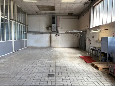 Gewerbeimmobilie mieten in Krems Land – 1 099 m², € 5.565 – Bild 3 von 12