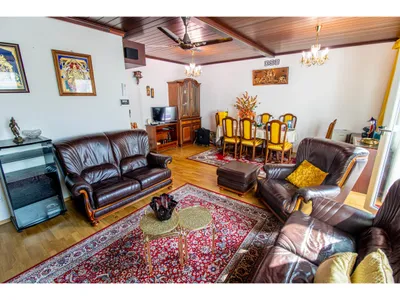 4-Zimmer-Haus mieten in Wien – 190 m², € 2.600 – Bild 2 von 19