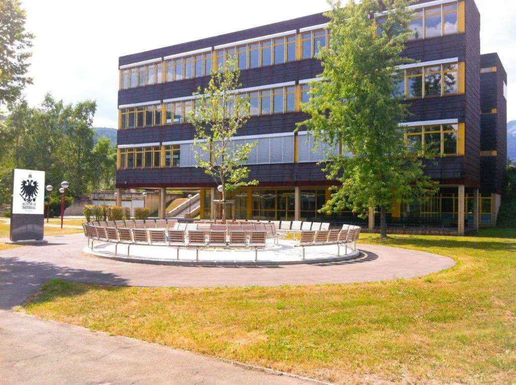 Büros für Visionäre 20 - 900 m² und Garagen, Kapfenberg