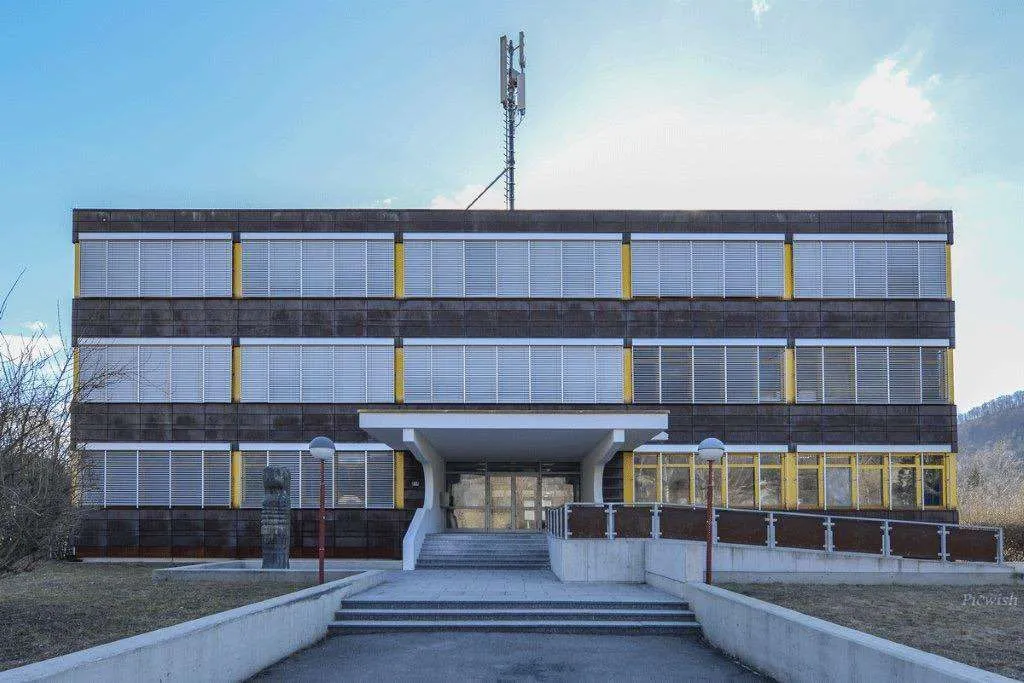 Büros für Visionäre 20 - 900 m² und Garagen - Ansicht 3