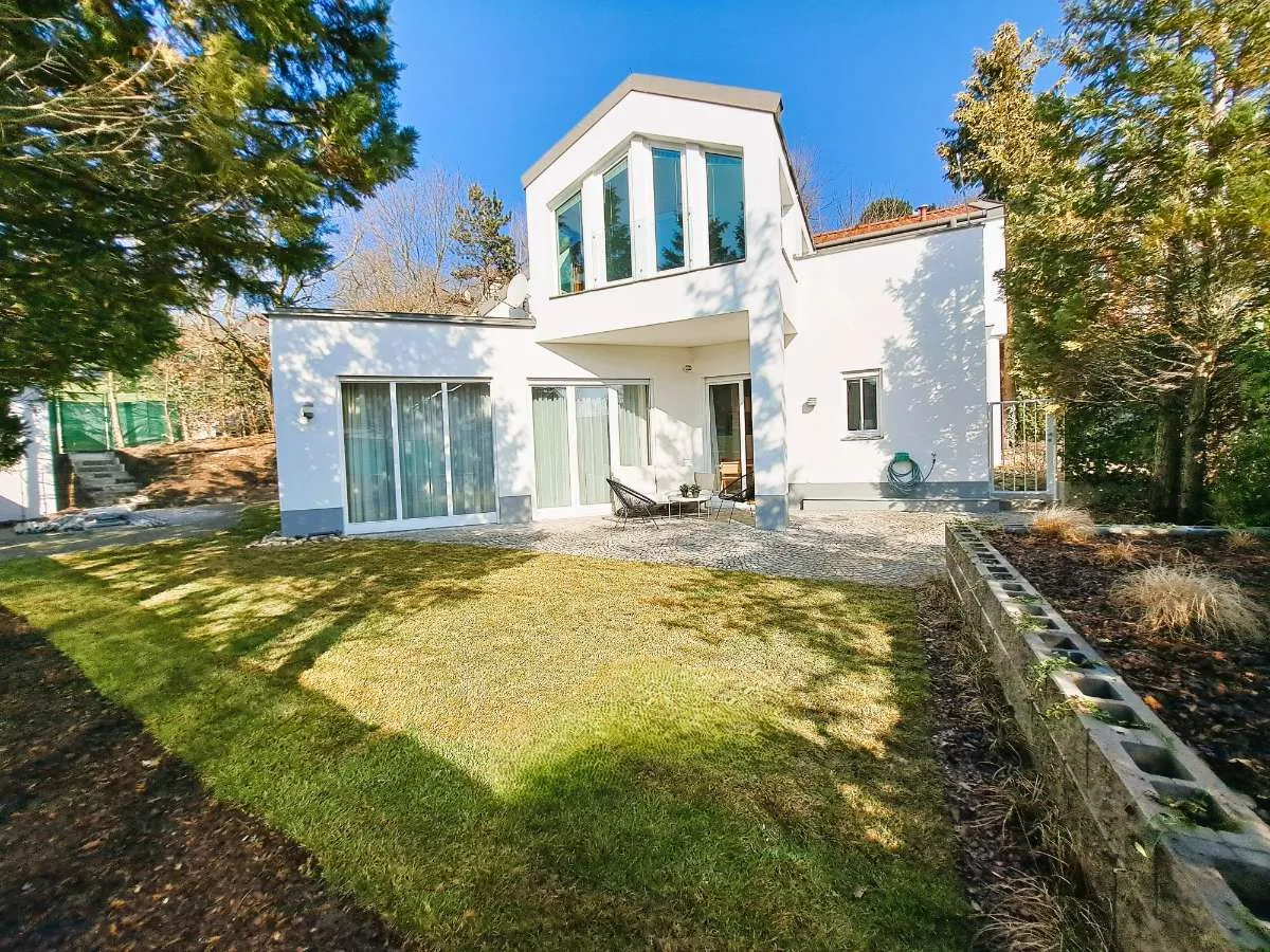 CHARMANTES EINFAMILIENHAUS MIT GARTEN IN BESTLAGE - PROVISIONSFREI FÜR DEN KÄUFER! - Ansicht 2