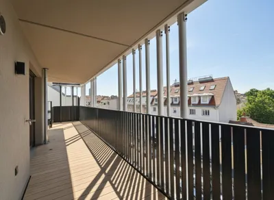 Pauschalmiete inklusive Warmwasser, Heizung & Kühlung - Moderne 2-Zimmer-Wohnung mit großzügiger Terrasse und stilvoller Ausstattung