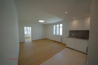 Helle 4 Zimmer im 4. Liftstock! Perfekt für eine WG! – Bild 2