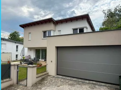 4-Zimmer-Haus mieten in Neusiedl am See – 211 m², € 2.300 – Bild 1 von 25