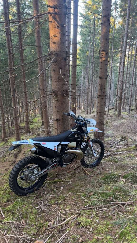 Husqvarna TE 300i Rockstar Edition Enduro