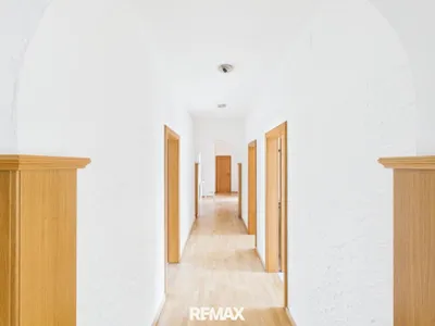 4-Zimmer-Wohnung mieten in Neusiedl am See – 151 m², € 1.495 – Bild 11 von 14