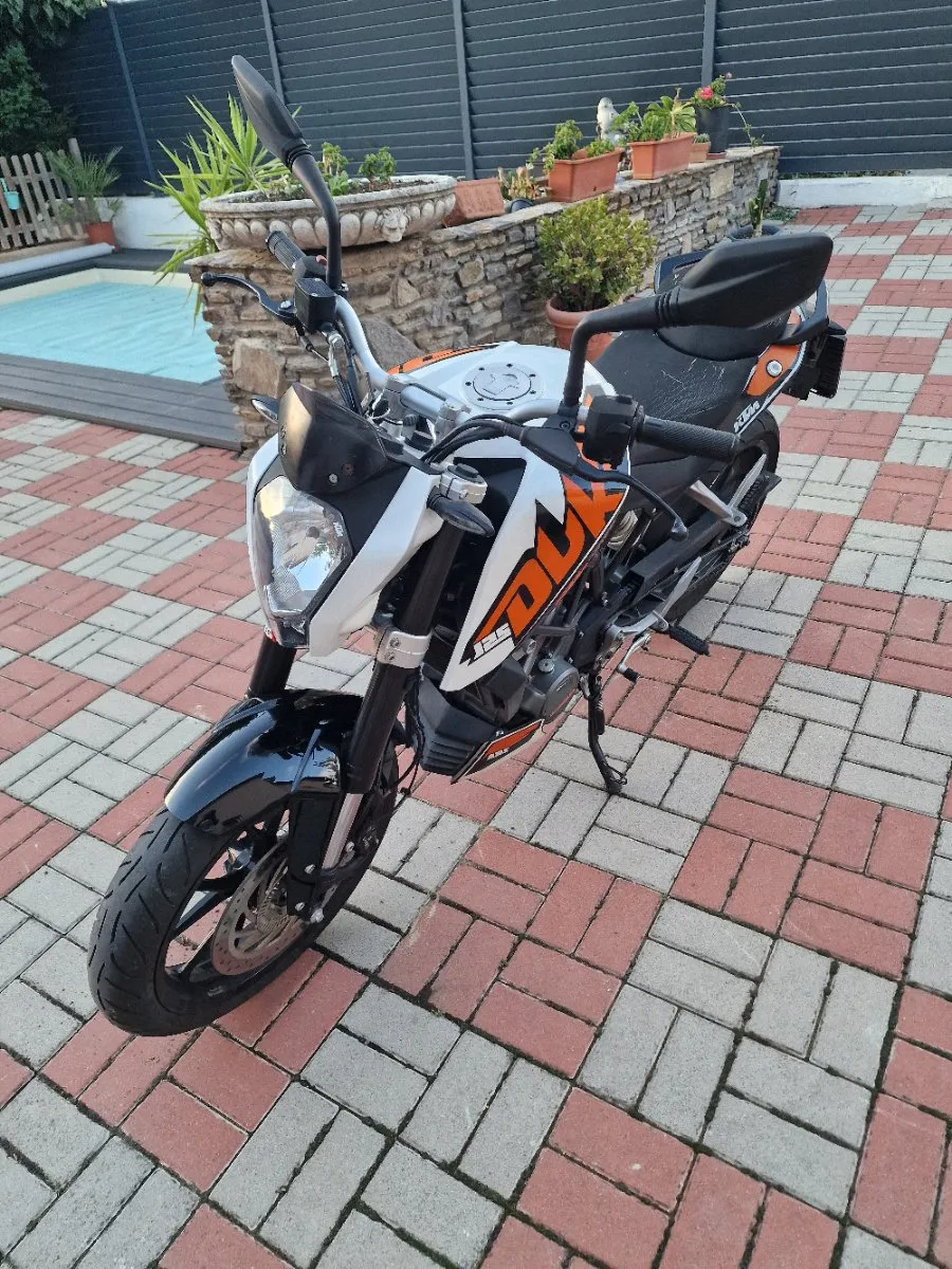 KTM Duke