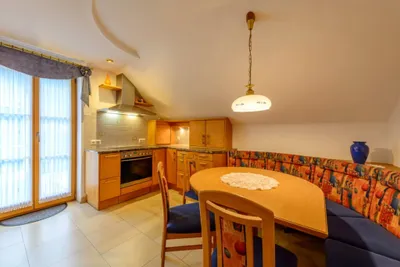 7-Zimmer-Haus kaufen in Gmunden – 186 m², € 390.000 – Bild 6 von 28