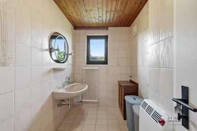 10-Zimmer-Gewerbeimmobilie kaufen in Ried im Innkreis – 354 m², € 495.000 – Bild 7 von 11