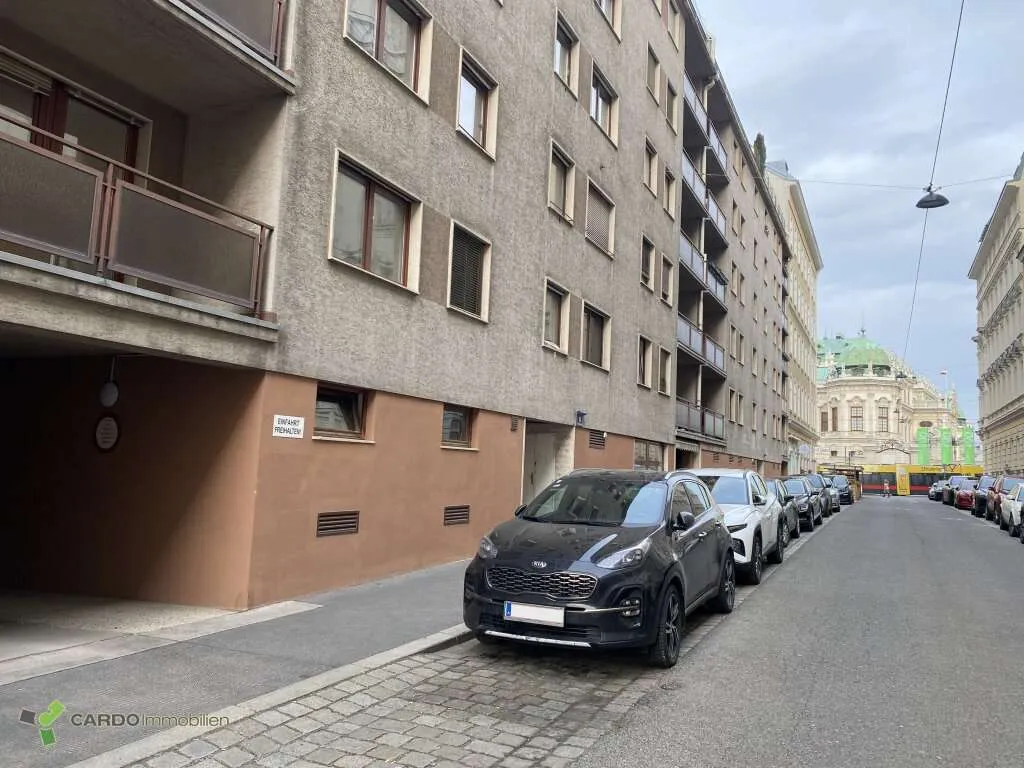 Mottorradstellplatz - Garage in der Karolinengasse - Ansicht 2