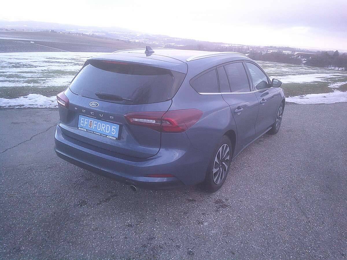 Ford Focus Traveller 1,5 EcoBlue Titanium X Anhängev...