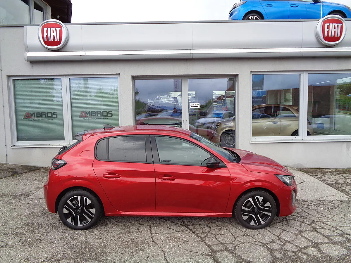 Peugeot 208 2025 photo 2
