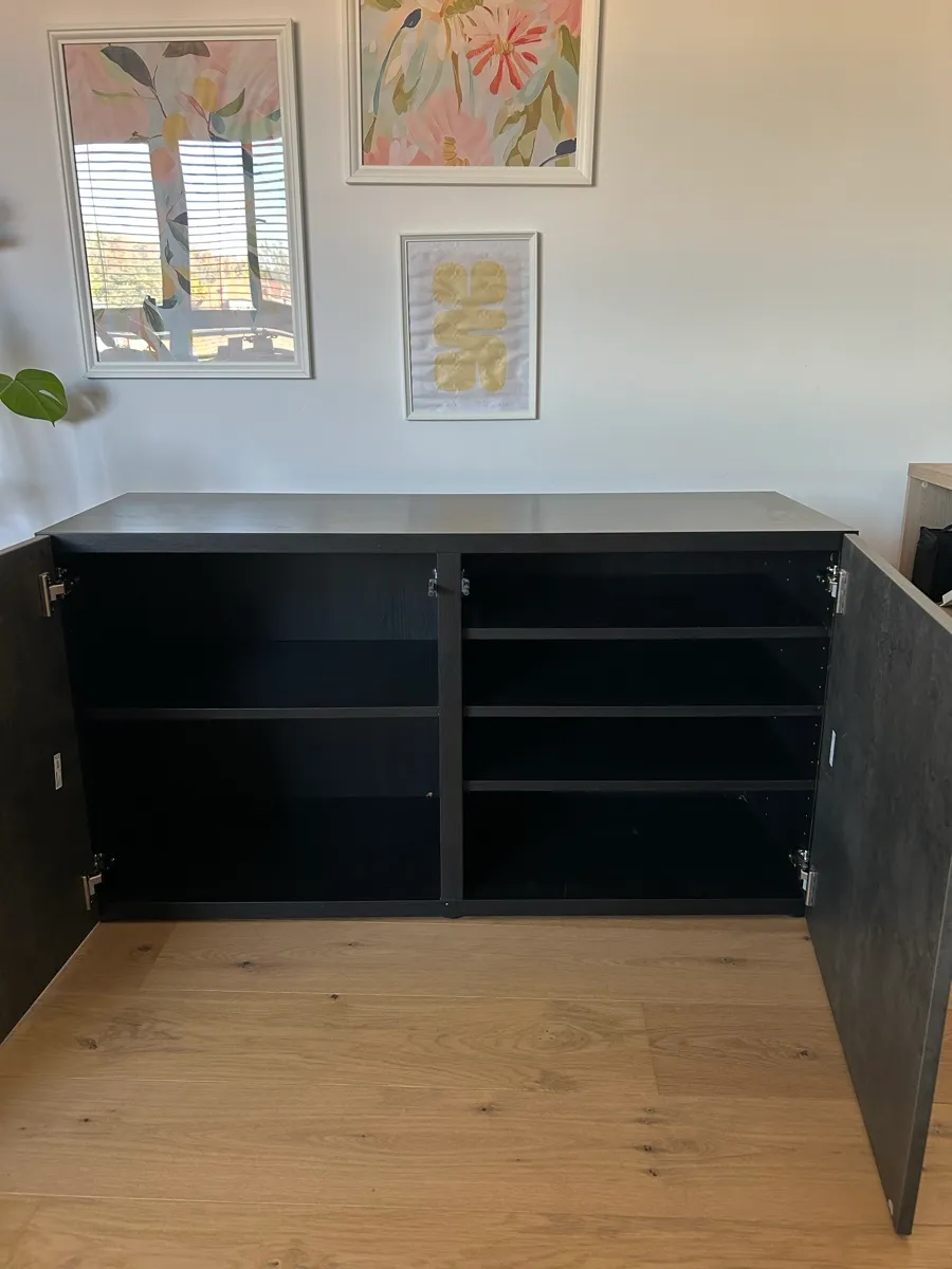 schwarzer Schrank von Ikea, € 40,- (8010 Graz)