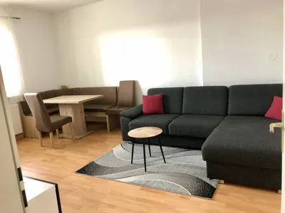 Wohnung mieten in Sankt Pölten – 47 m², € 450 – Bild 2 von 8