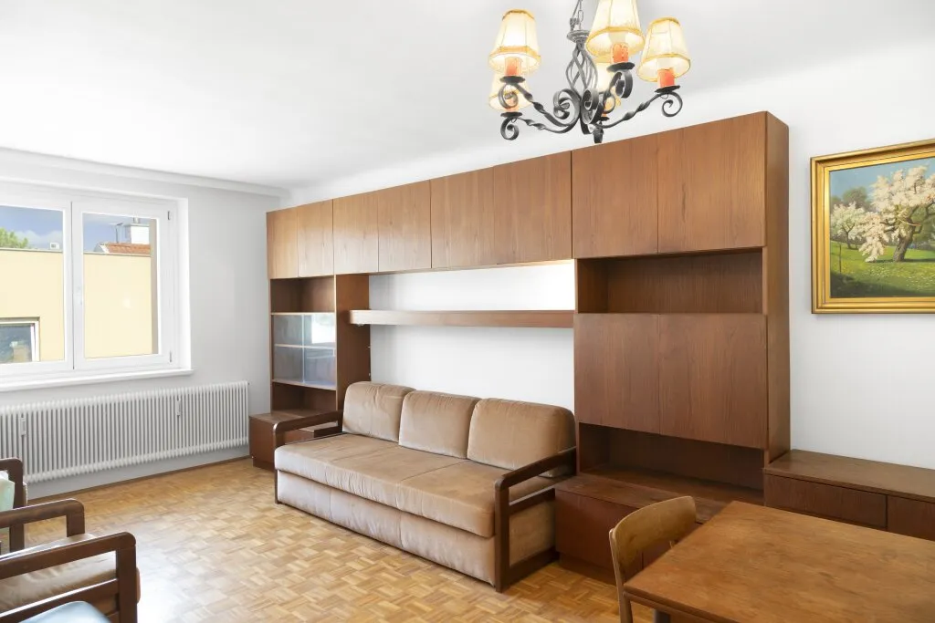 Wohnen mit Potenzial - Helle 2-Zimmer-Wohnung in ruhiger Lage von Meidling - Ansicht 2
