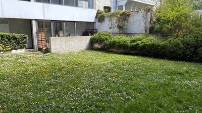 SONNIGE TERRASSENWOHNUNG MIT GARTENZUGANG NEUBAU