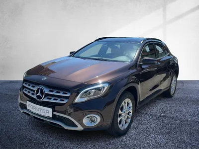 Mercedes-Benz GLA-Klasse GLA 180 Style KeyGo Shz Navi LED eHeck Pano AHK
