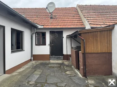 5-Zimmer-Haus kaufen in Horn – 115 m², € 149.000 – Bild 2 von 8