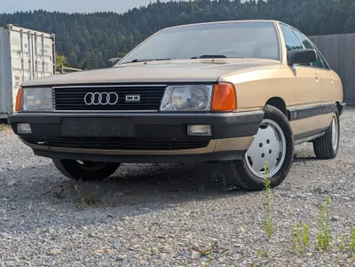 Audi 100 2,3 E Automatik