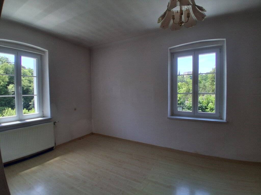 Freundliche 2-Zimmer-Wohnung mit großzügiger Wohnküche und Gemeinschaftsgarten – pohled 2