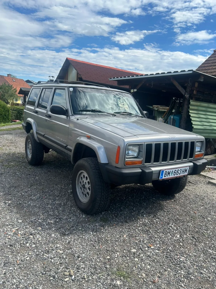 Jeep Cherokee