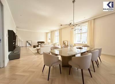 LUXUSSANIERTE & MÖBLIERTE STIL-ALTBAUWOHNUNG BEI STAATSOPER – Bild 3
