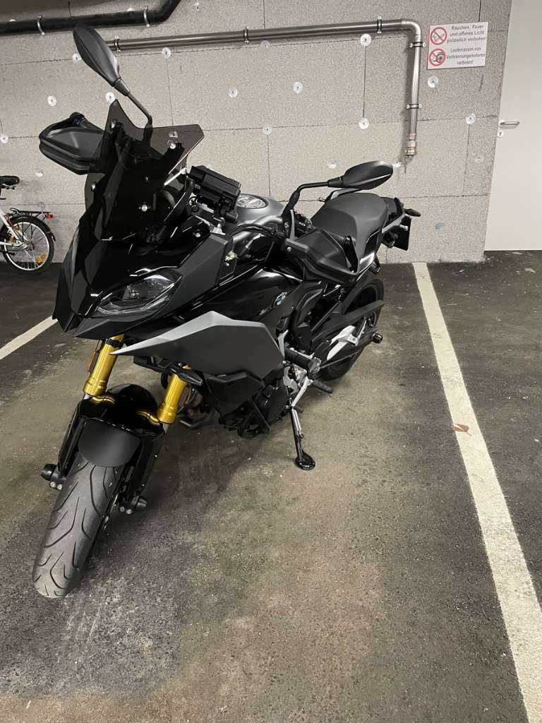 BMW F 900 XR Tourer